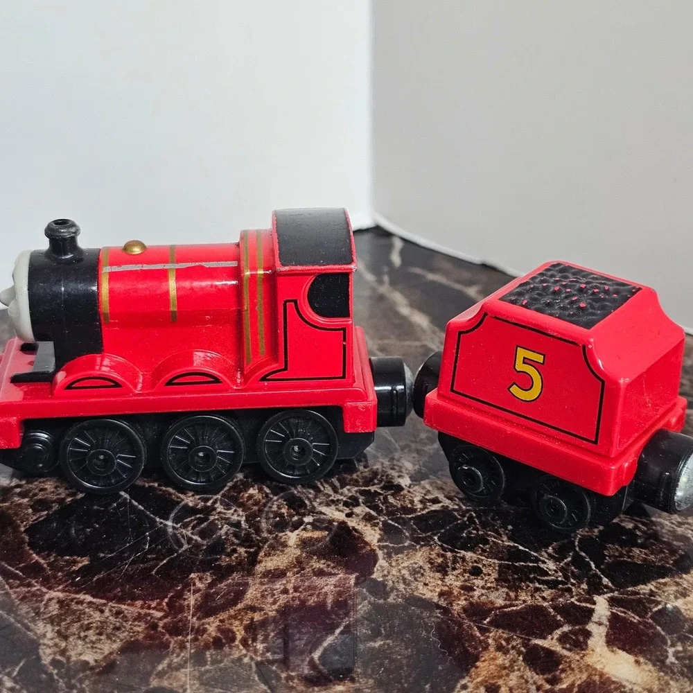 Mattel Thomas Friends James the Red Engine Wooden Railway Train Tender CBL852013